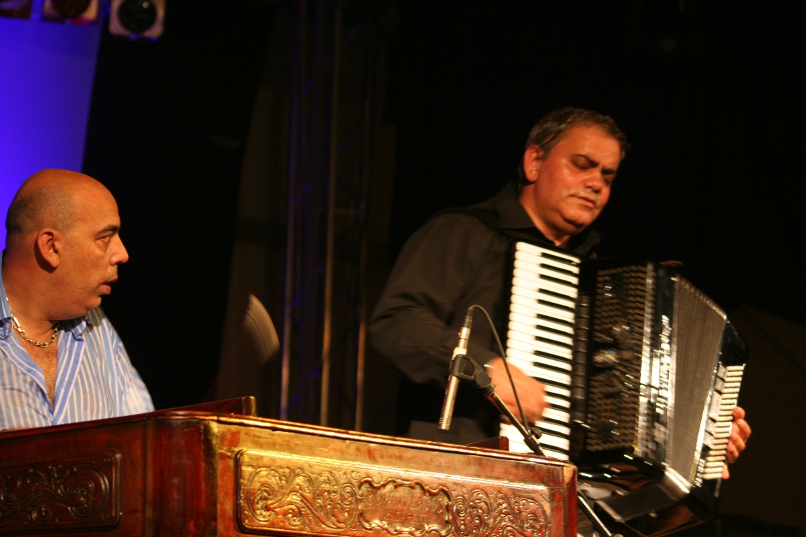 Ionica Minune acordeon Cristinel Turturica tambal